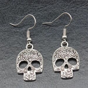 Skull With Leaf/ Flower Pattern Gothic Dangle Earrings